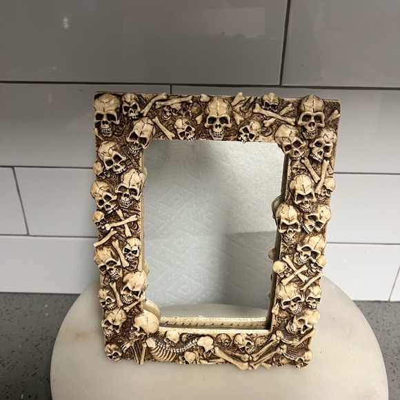 The Skull Collection - Skulls and Bones Design Personal Mirror 9”x7” - Picture 6 of 9